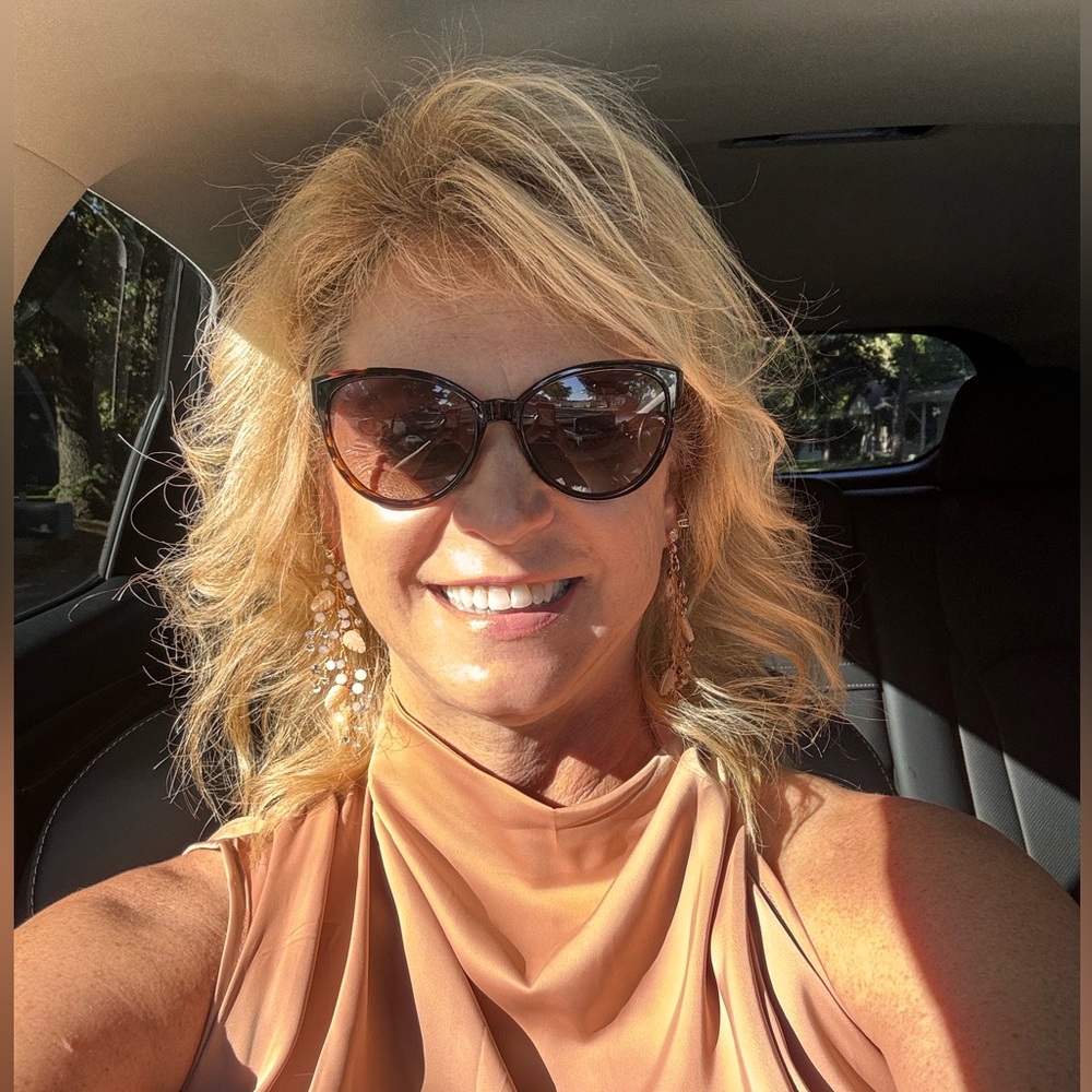 Meet your Posher, Diane